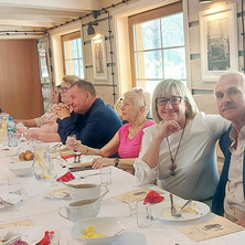 Podróż w czasie i przestrzeni. Seniorzy odwiedzili górniczą wioskę