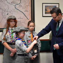 Betlejemskie Światło Pokoju dotarło do starostwa powiatowego