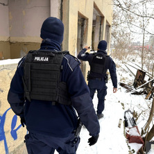 Policja apeluje o zgłaszanie osób narażonych na wychłodzenie